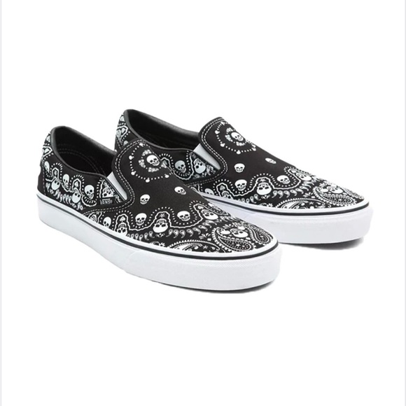 NWOT VANS ClassicSlip-On 'Bandana” / “Skull Bandana” - Black Size 11 - RARE